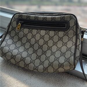 GUCCI Vintage Crossbody